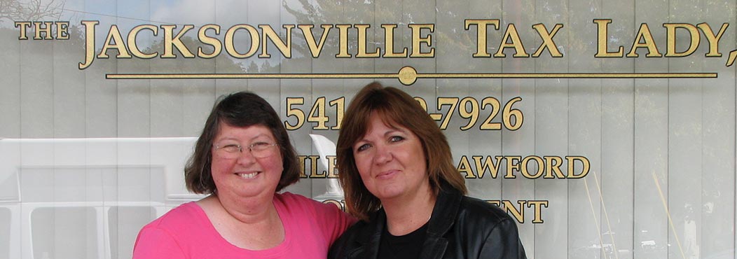 Jacksonville Tax Lady - PIcture of Kathleen and Angela in front of business